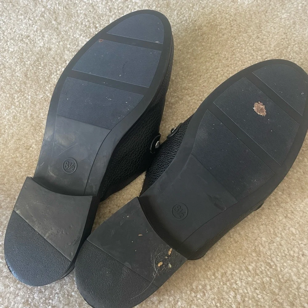 A New‎ Day Black Loafers. Women size 8.5
